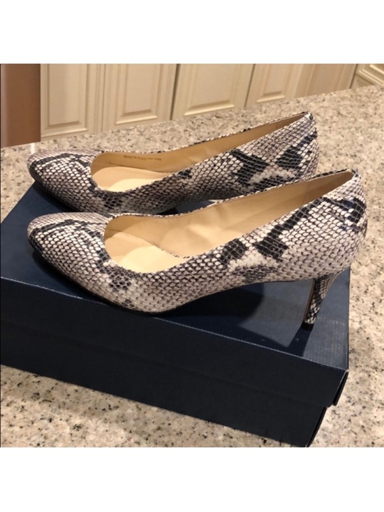 Cole Haan Shoes - Cole Haan Bethany pumps